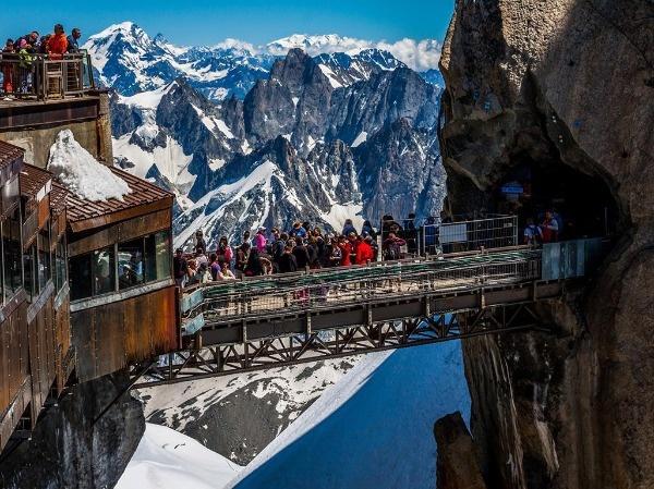 Aiguille du Midi bridge, French Alps
